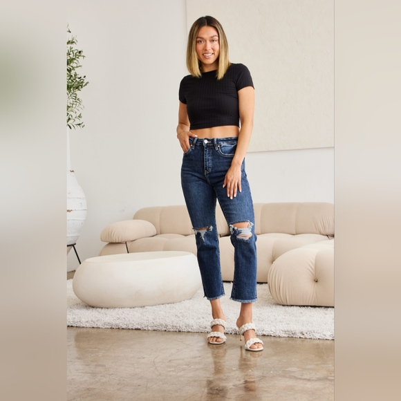 RFM Crop Dylan Full Size Tummy Control Distressed High Waist Raw Hem Jeans - Picture 5 of 16